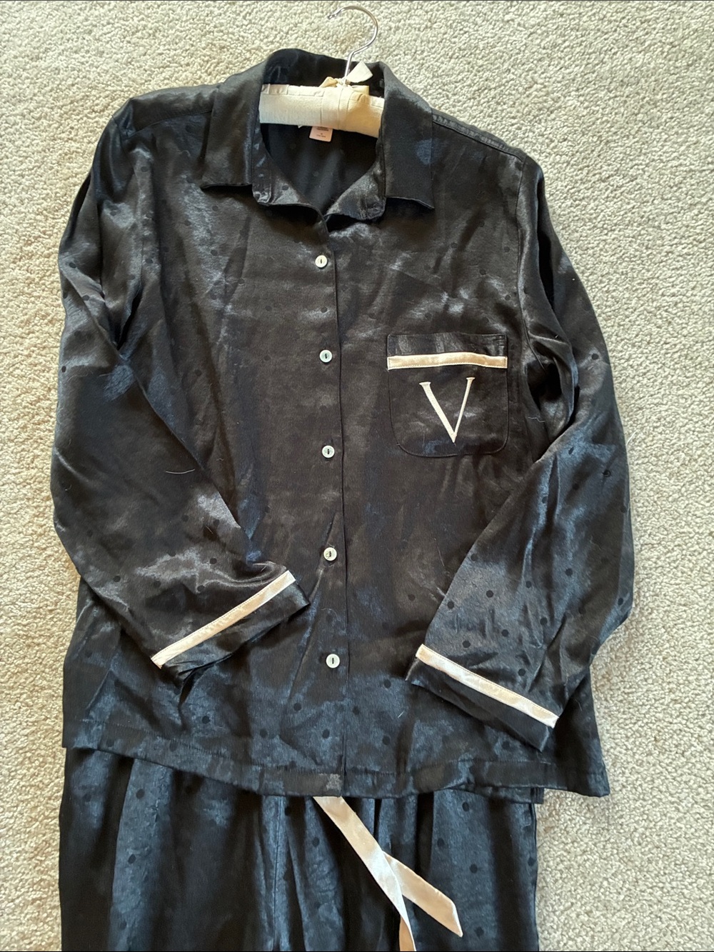 Victoria's Secret Black Satin Pajama Set size medium